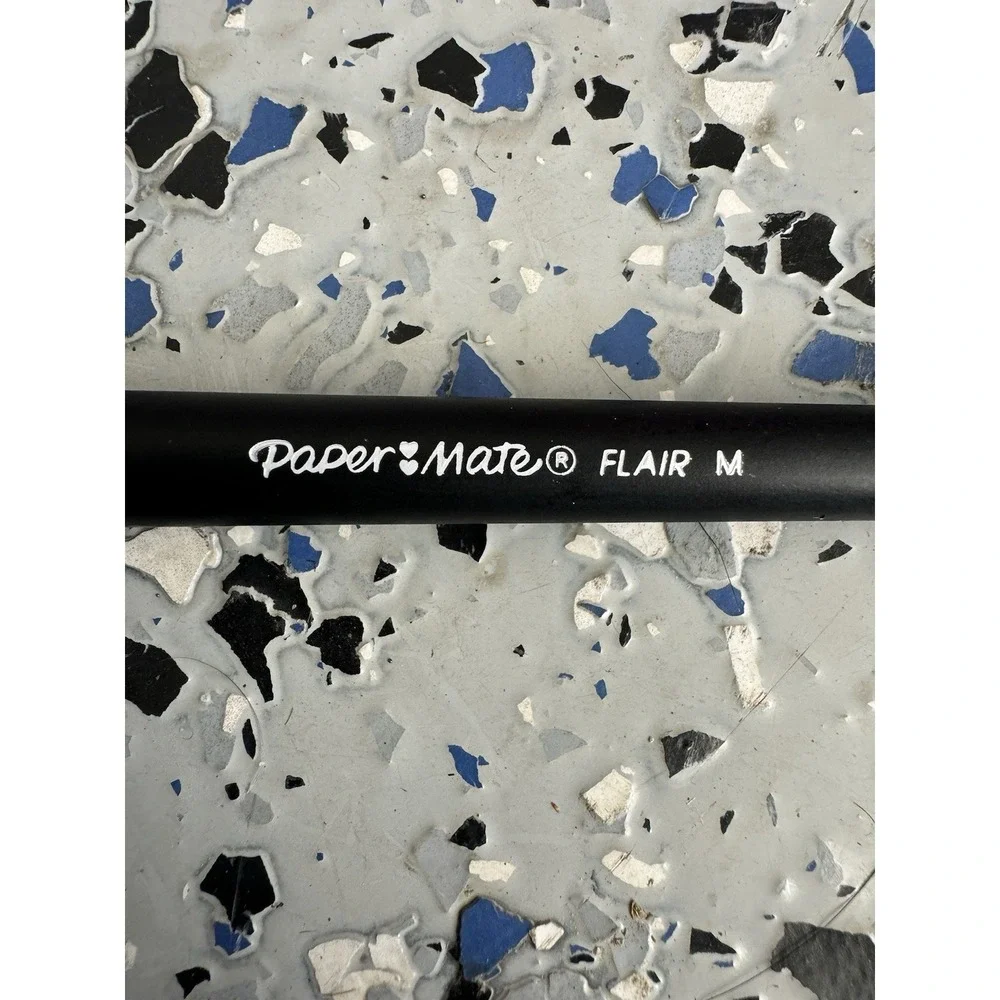 New Paper Mate Flair Felt Tip Pens, Medium Point (0.7mm), Black, 20 Count